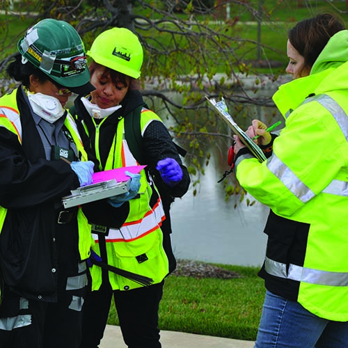 Community Emergency Response Teams*Local, state and federal government agencies do not have the capacity to help all citizens during all stages of a crisis, and nor should they, according to Robert Fagan. But individuals can prepare to cope during the critical period before fi rst responders may be available