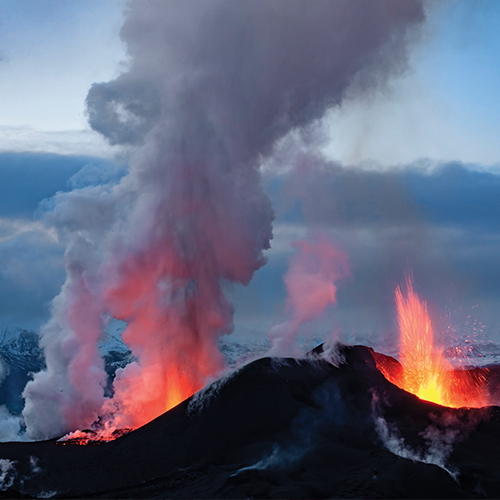 Preparing for volcanic eruption*Dóra Hjálmarsdóttir describes a large emergency exercise recently undertaken in Iceland